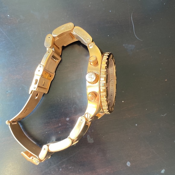 Nixon Rose Gold Watch Unisex - Picture 2 of 2